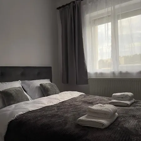 Cozy Studio 1 Bedroom Nearby Value Center Mall Zalau Exterior photo