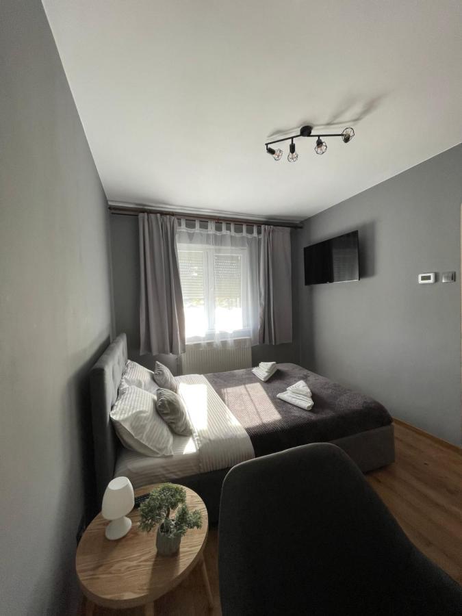 Cozy 1 Bedroom Nearby Value Center Mall * Zalau